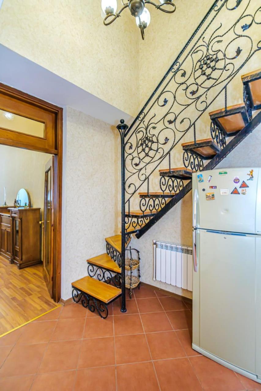 Apartment Homeland